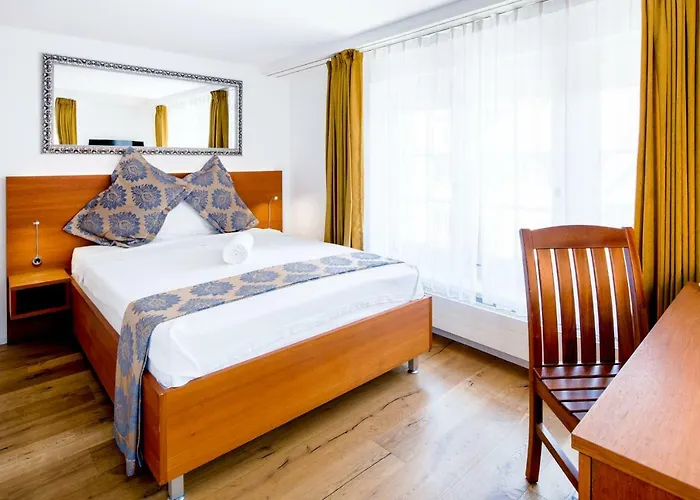 Hotel Old Town