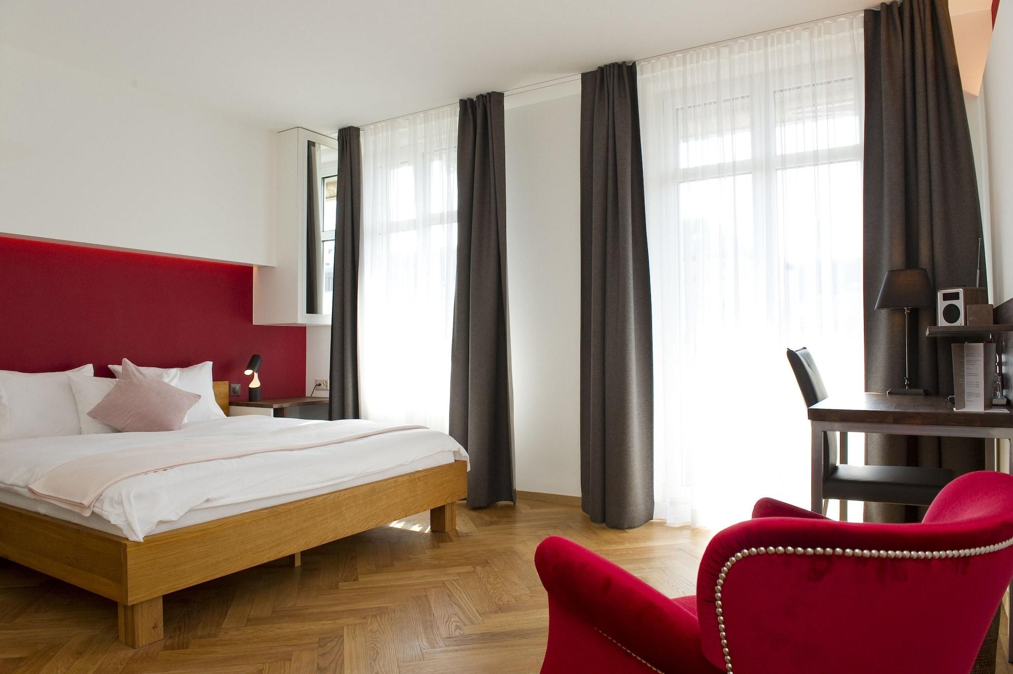 Boutique Ni-mo 3*