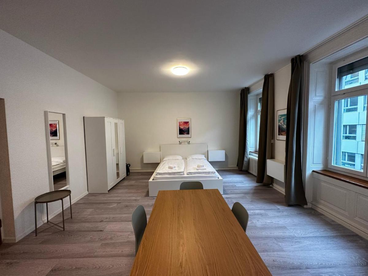 Apartment Hitrental Seefeld - Kreuzstrasse Zürich