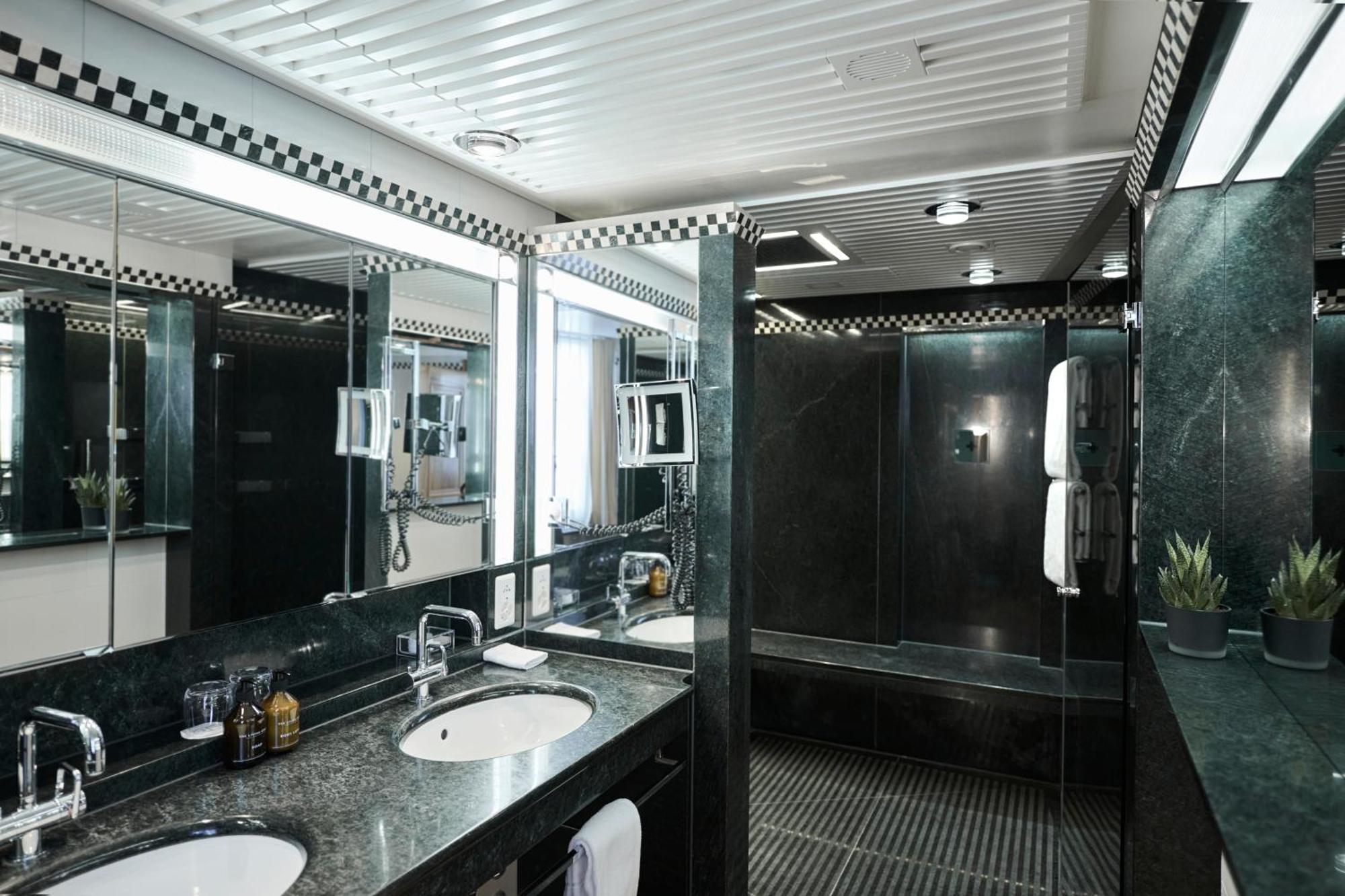 Hotel Widder - Zurichs Luxury Hideaway Zurique