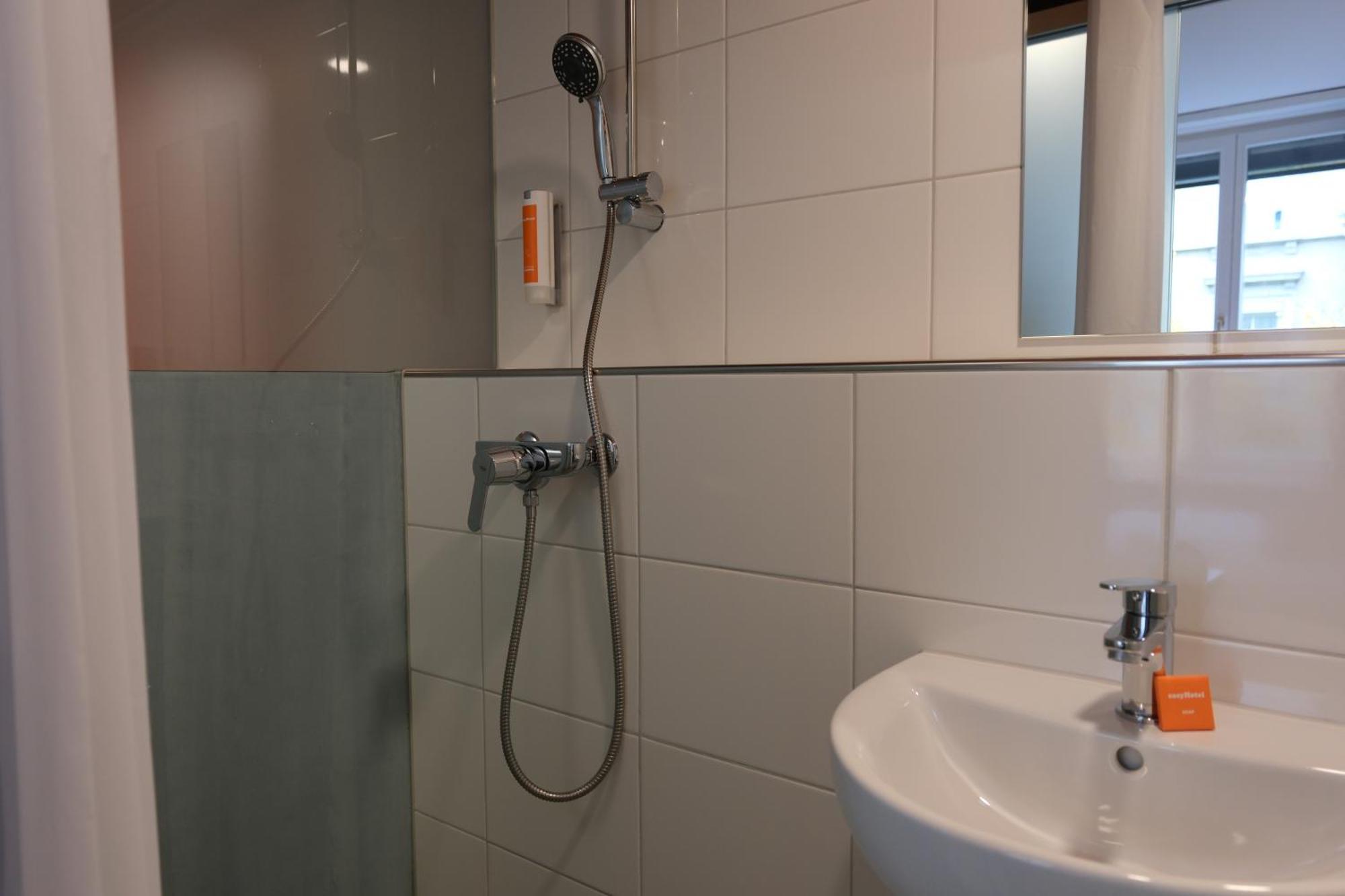 Easyhotel Zuerich City Main Station Zurich