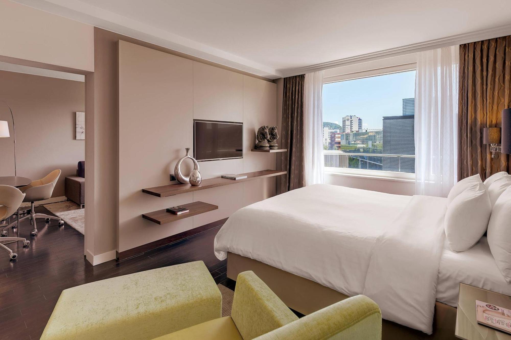 Courtyard By Marriott North