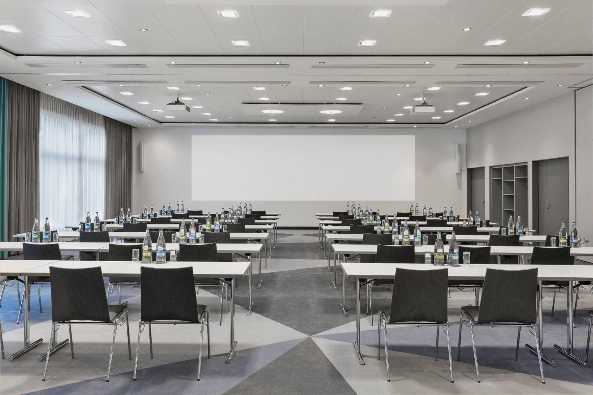 Hotel Courtyard By Marriott North 4*