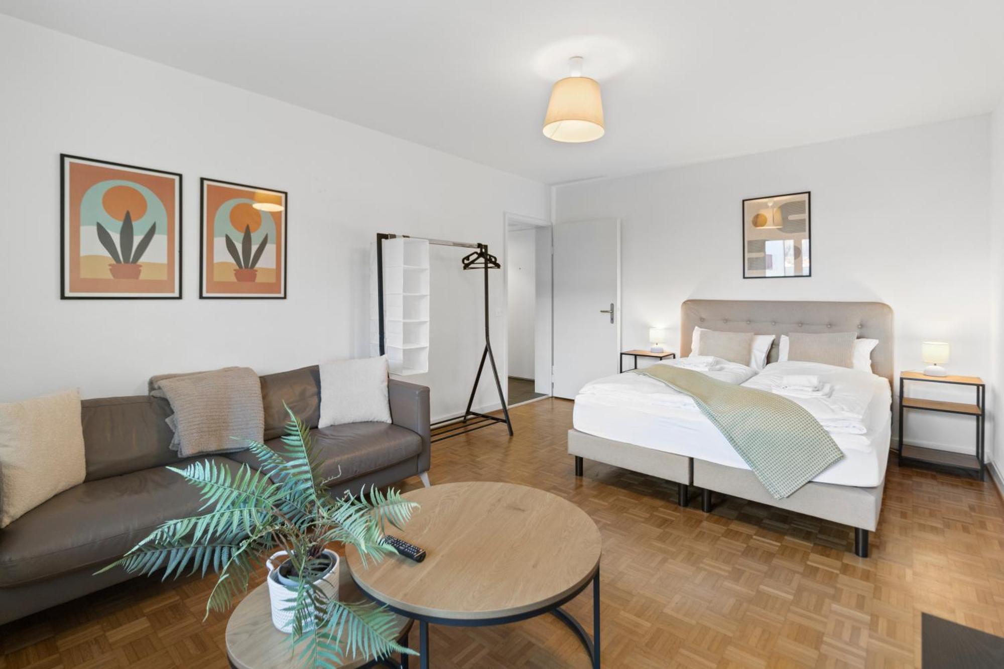 Lovely Flats In Great Location Apartment