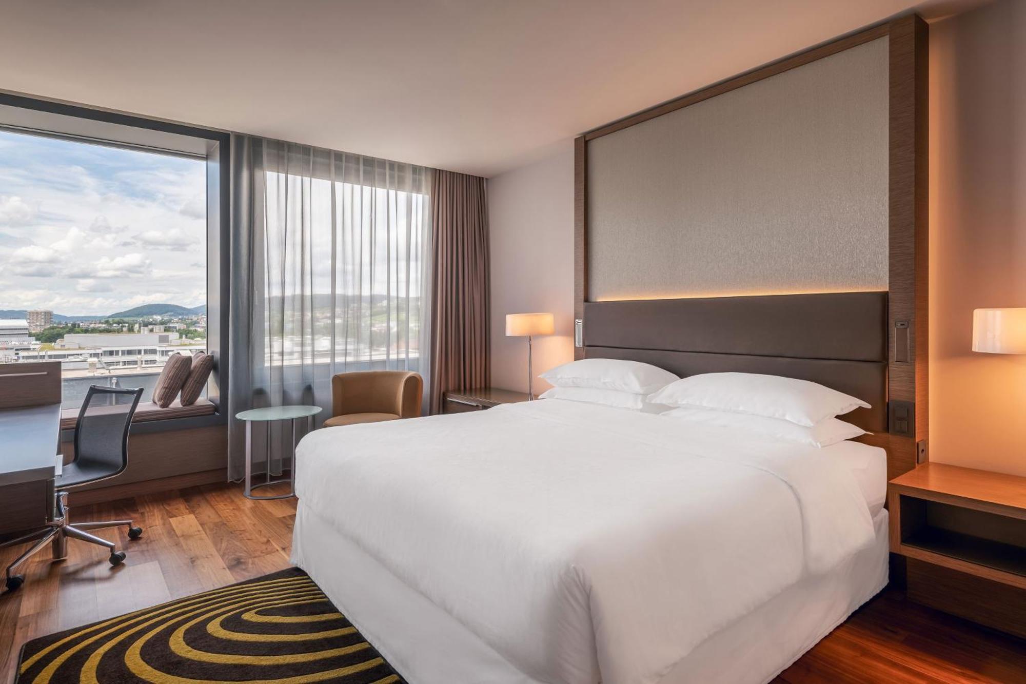 Sheraton 4*