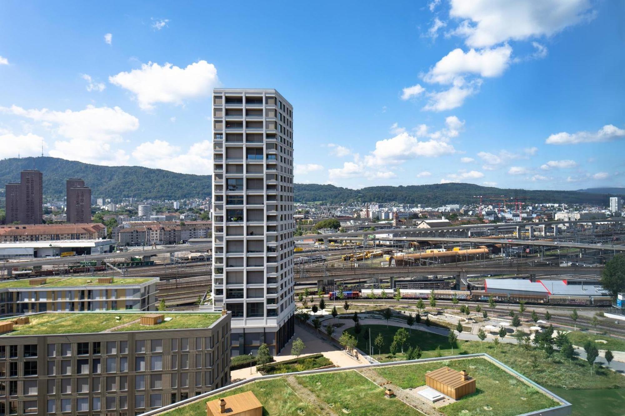 Renaissance Tower Hotel