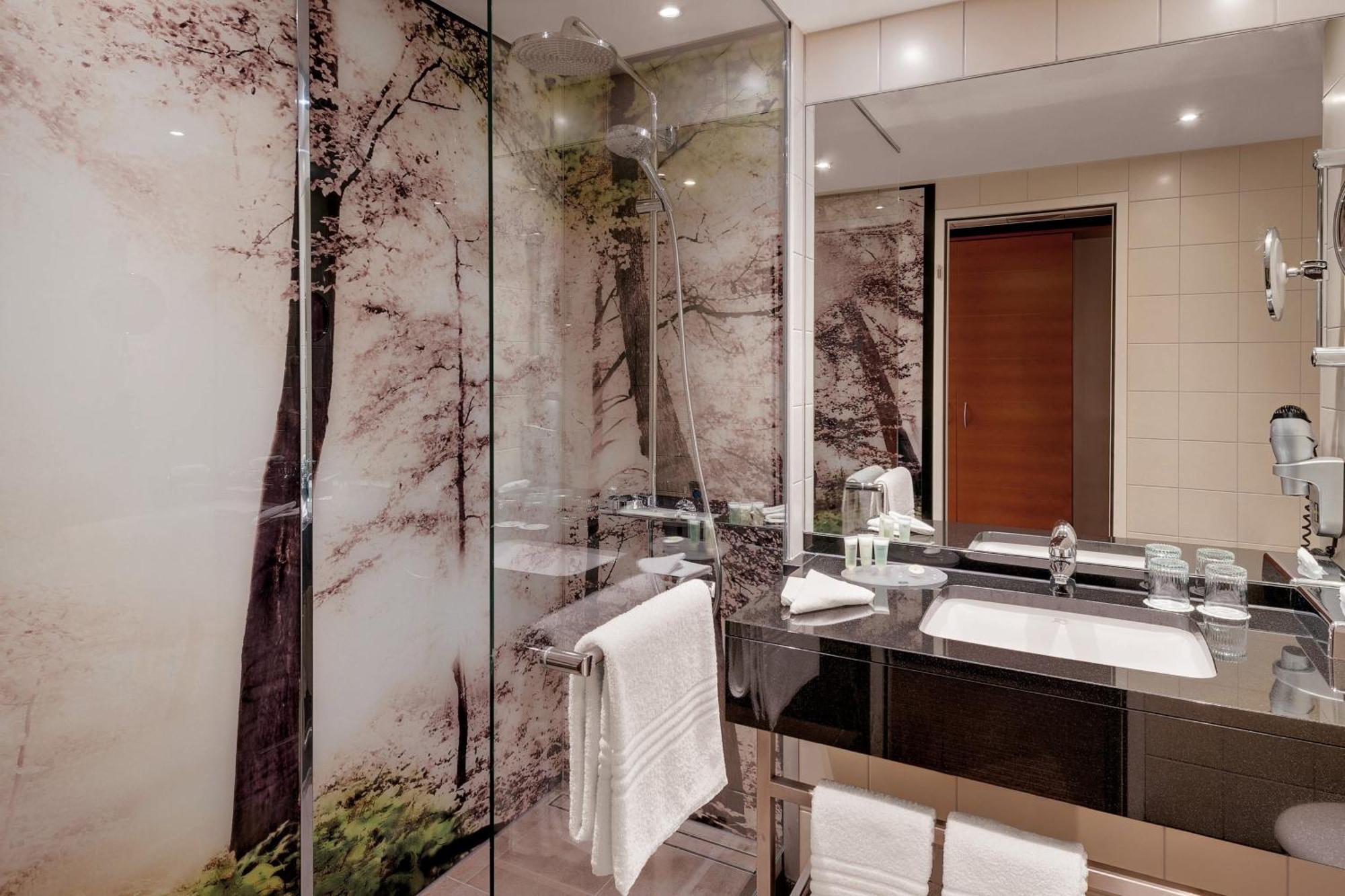 Courtyard By Marriott North 4*