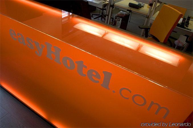 Easyhotel Centre Hotel 2*