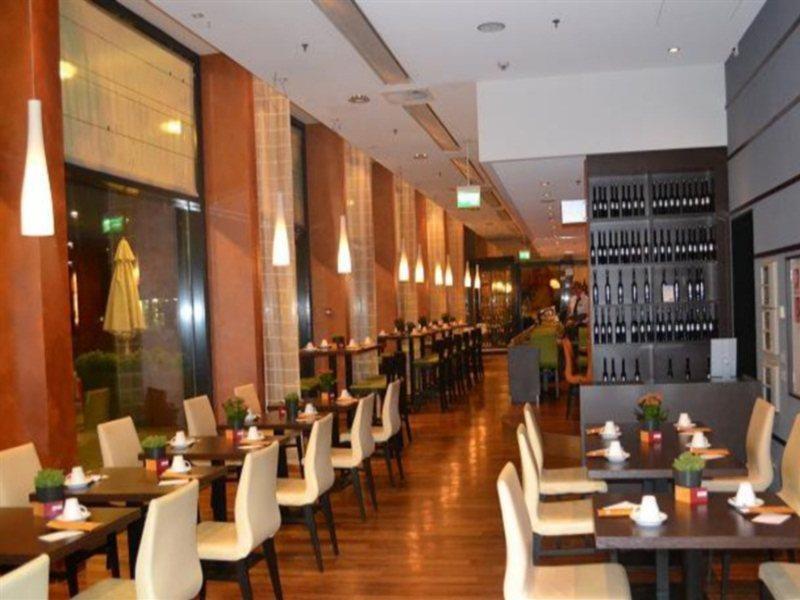 Hotel Courtyard By Marriott North