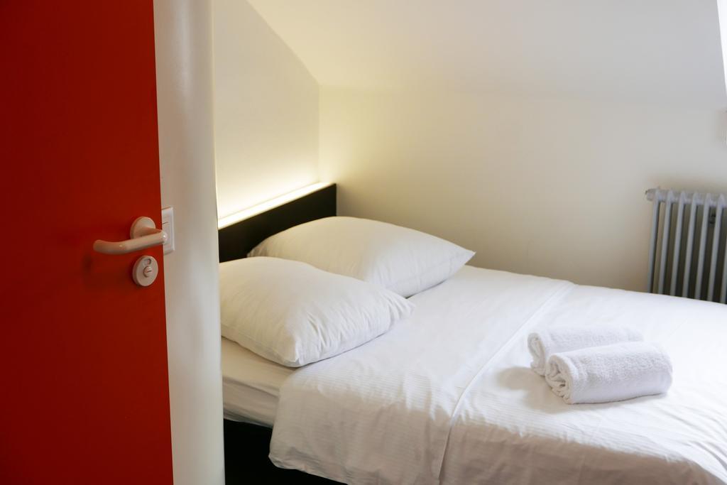 Hotel Easyhotel Centre
