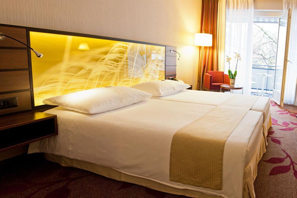 Hotel Ascot 4*