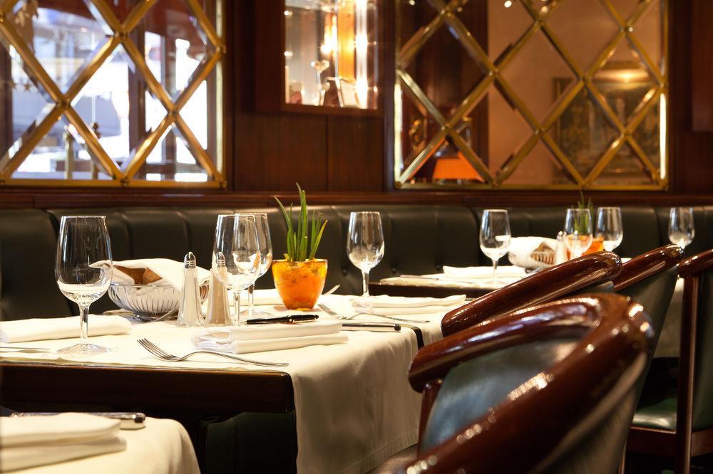 Ascot Hotel 4*