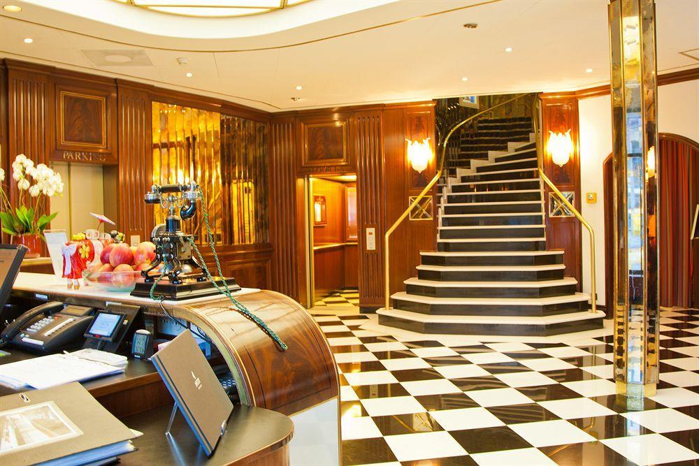 Ascot Hotel