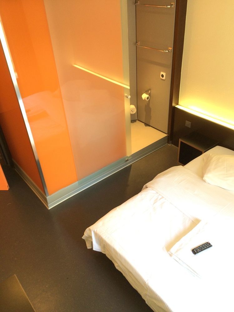 Hotel Easyhotel Centre 2*