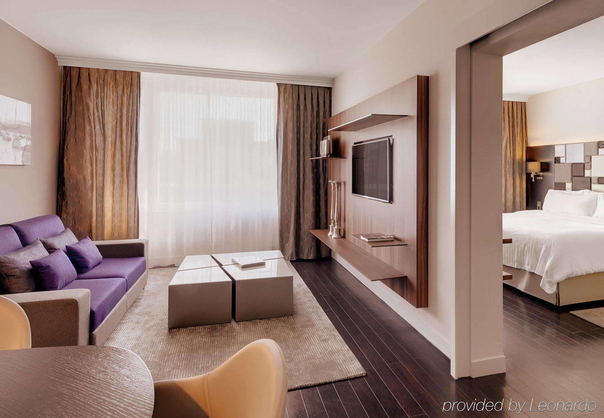 Courtyard By Marriott North Hotel Zurique