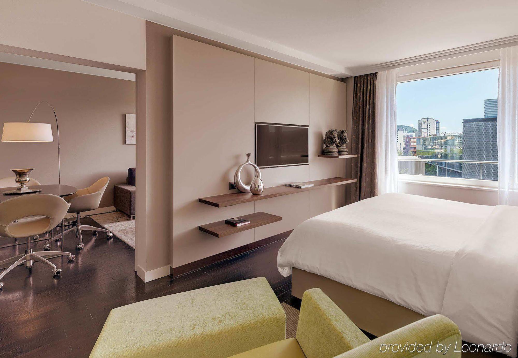 Courtyard By Marriott North Zurique