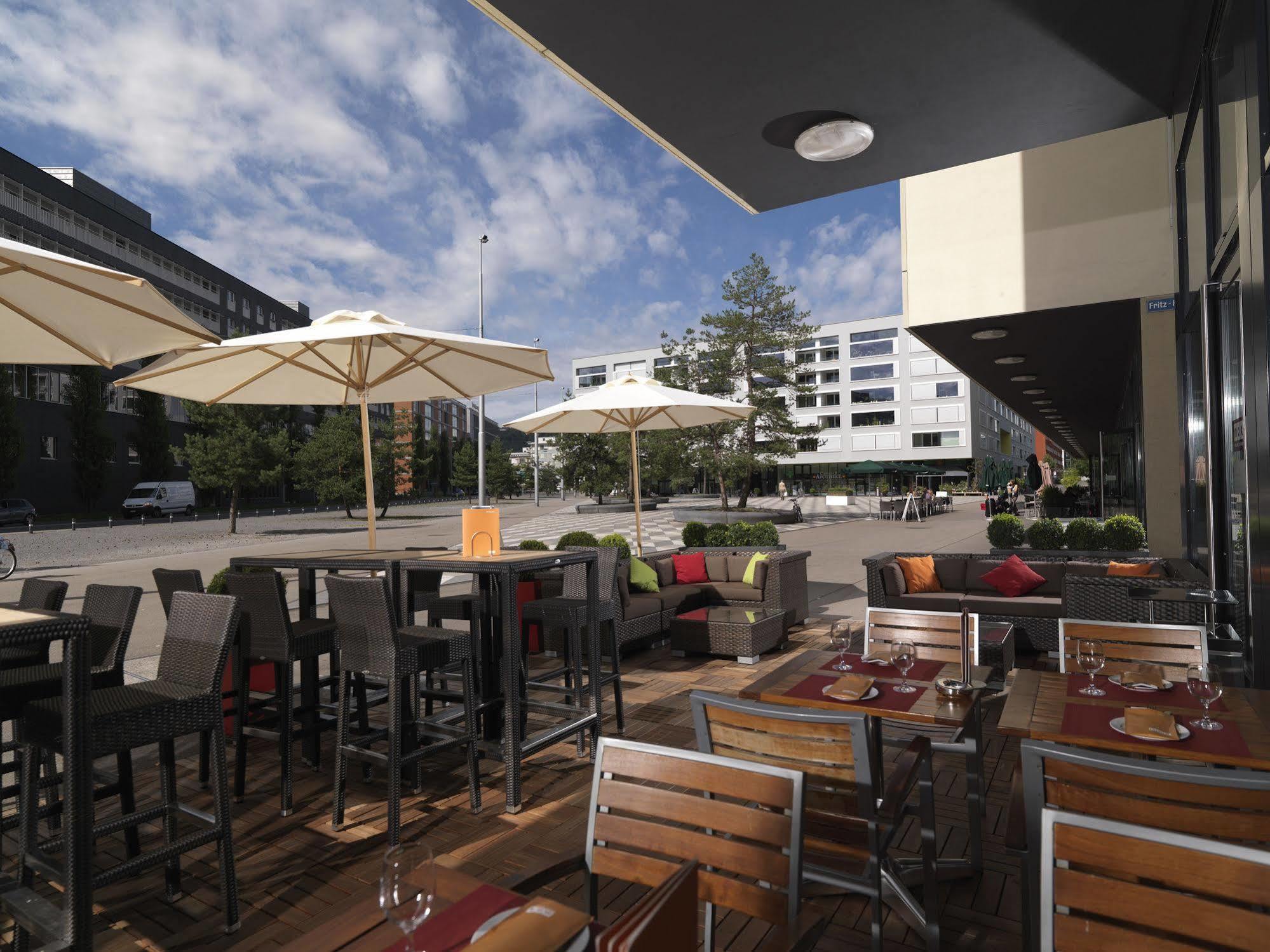 Hotel Courtyard By Marriott North Zurique