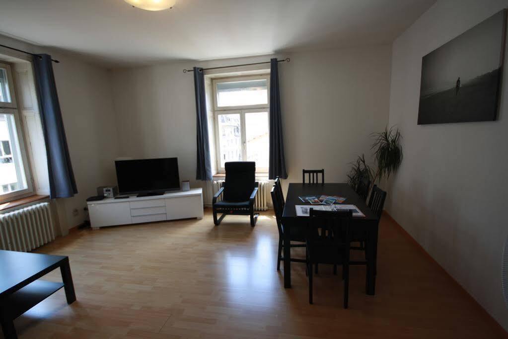 Apartment Hitrental Seefeld - Kreuzstrasse Zürich