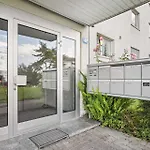 Koeschenruetistr 41, 8052 Zuerich
