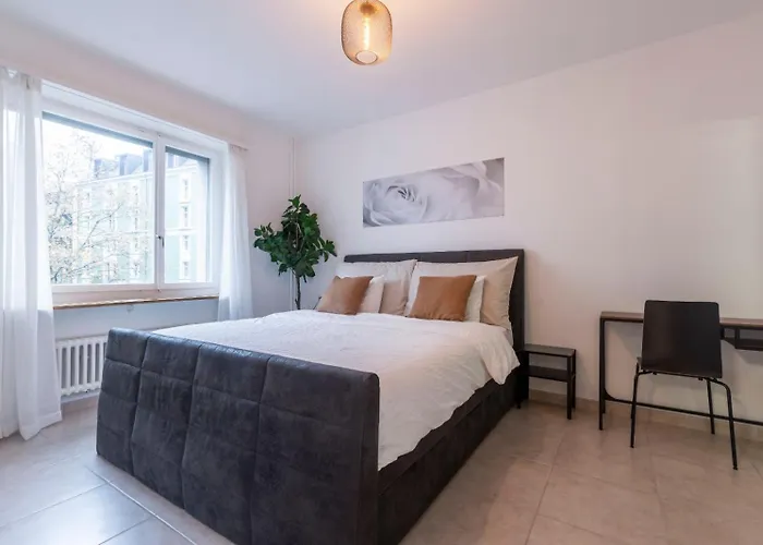 Gemuetlich Eingerichtete Wohnung Im Herzen Von Zuerich