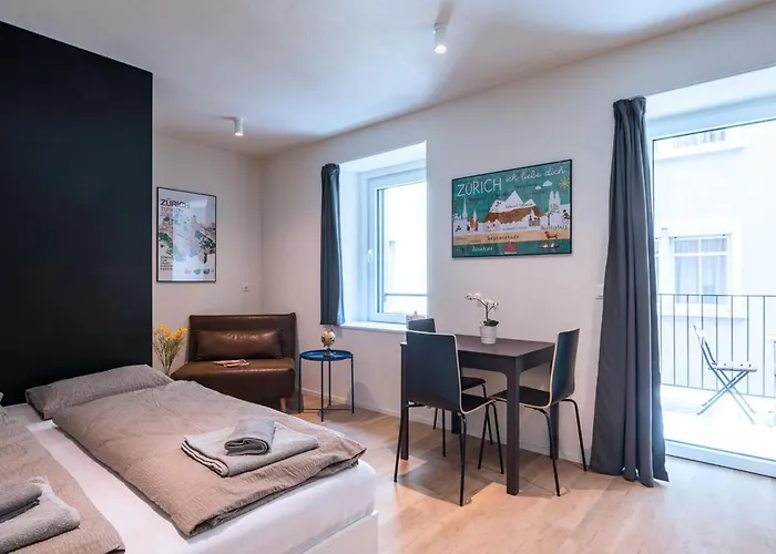 Hitrental Central Station Apartment