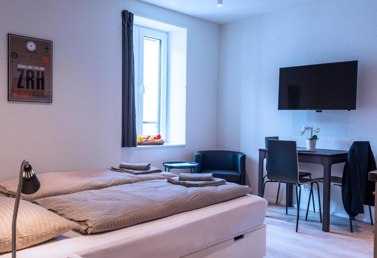 Hitrental Station Apartment *