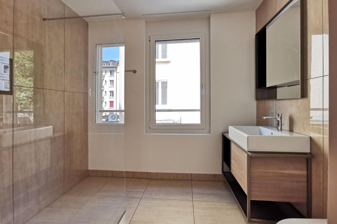 Premium Lochergut * Zurich