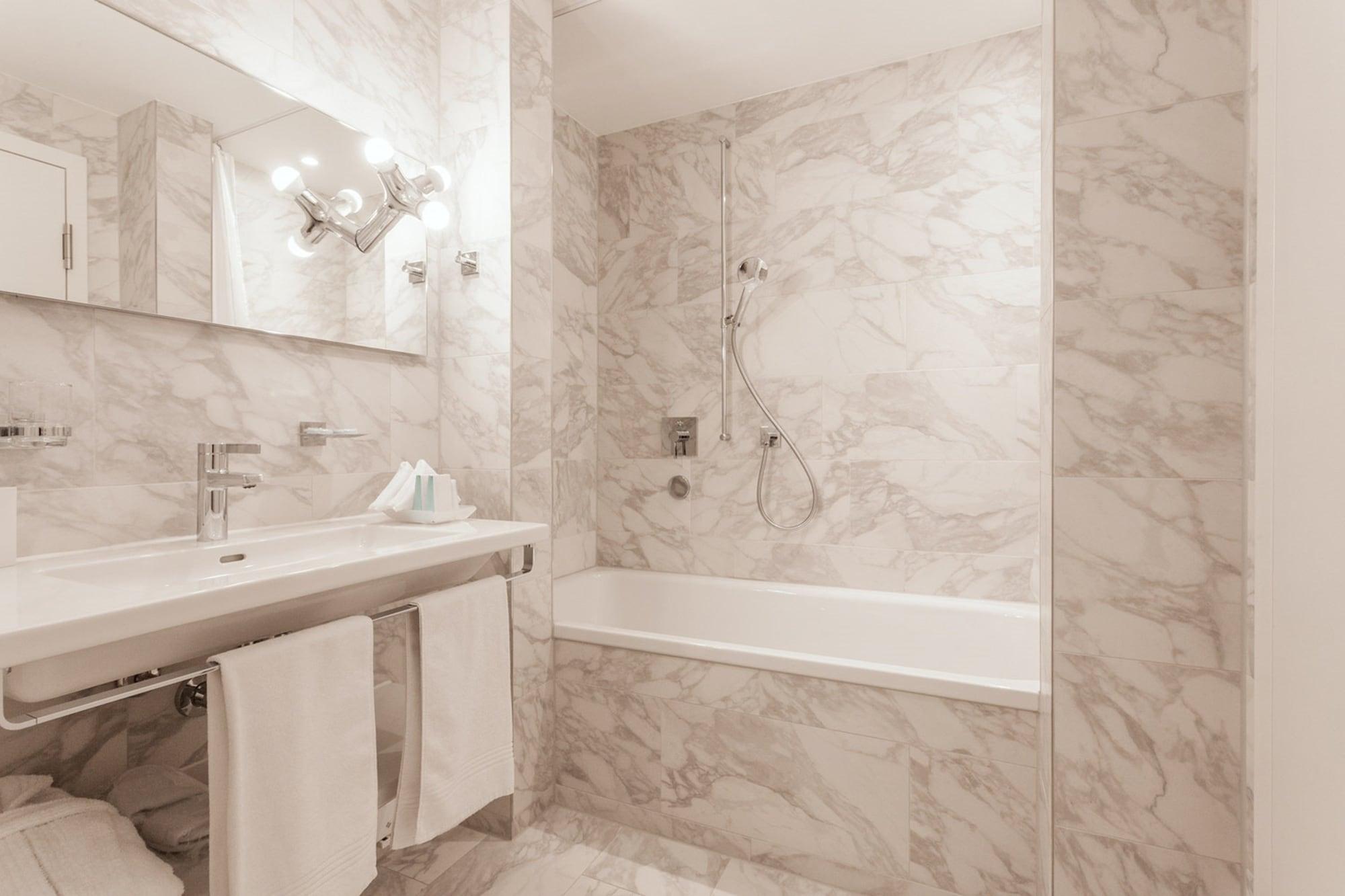 Ema House 4* Zurich
