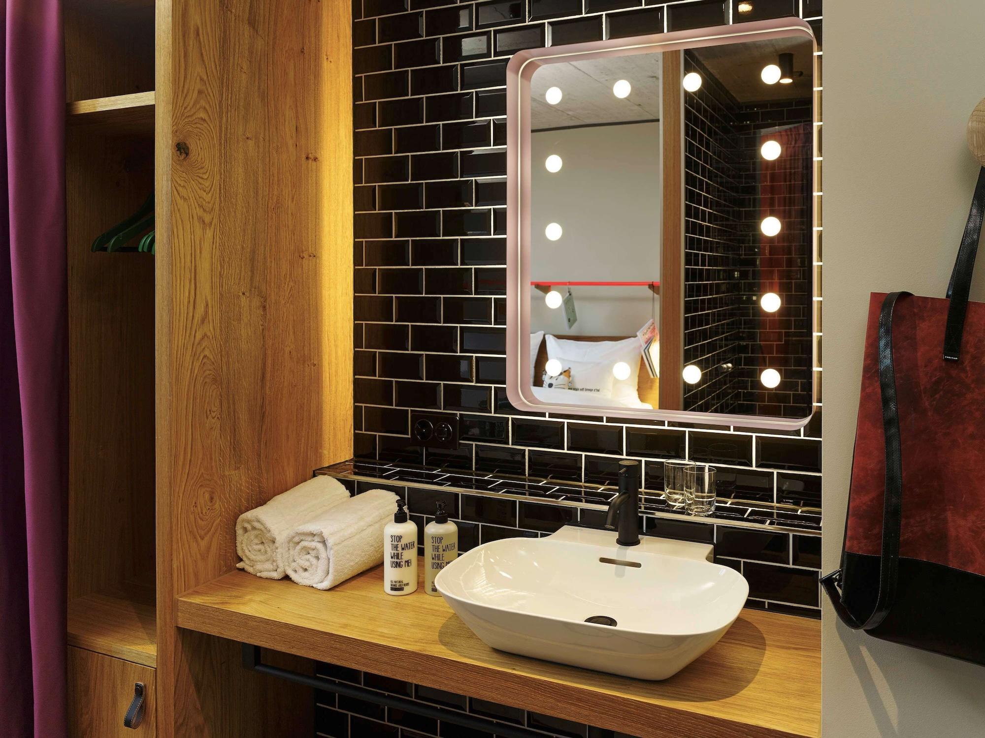 25Hours Hotel Langstrasse Hotel 4*