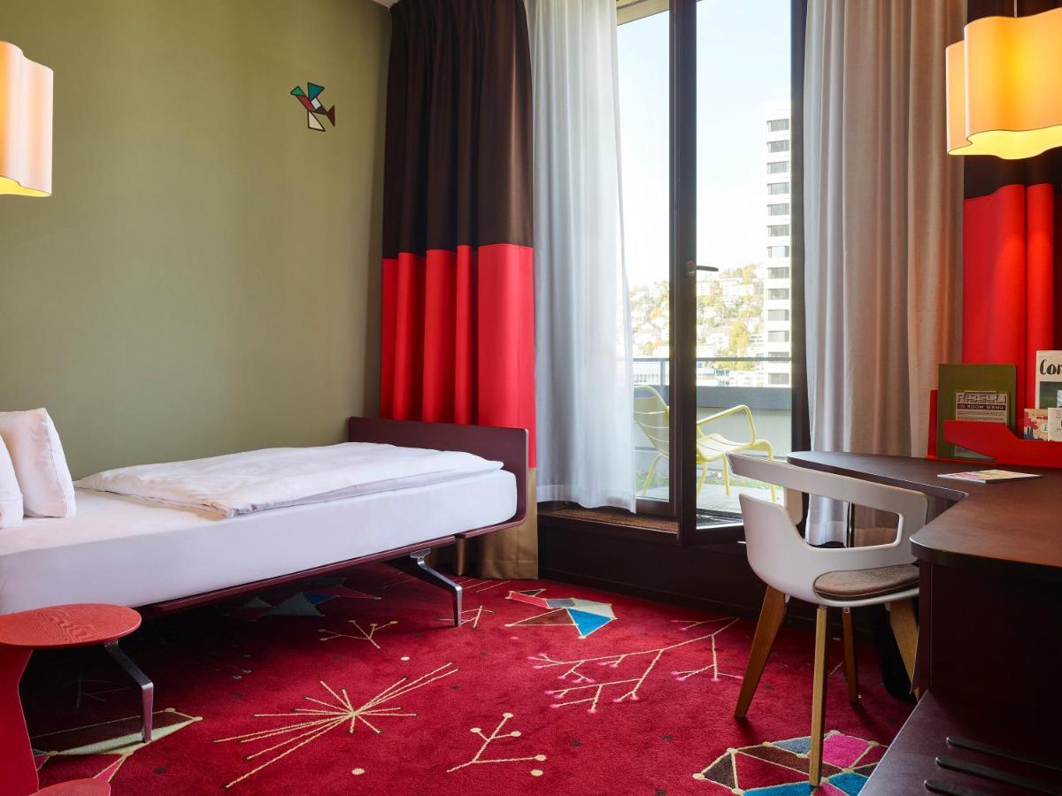 Hotel 25hours West 4*