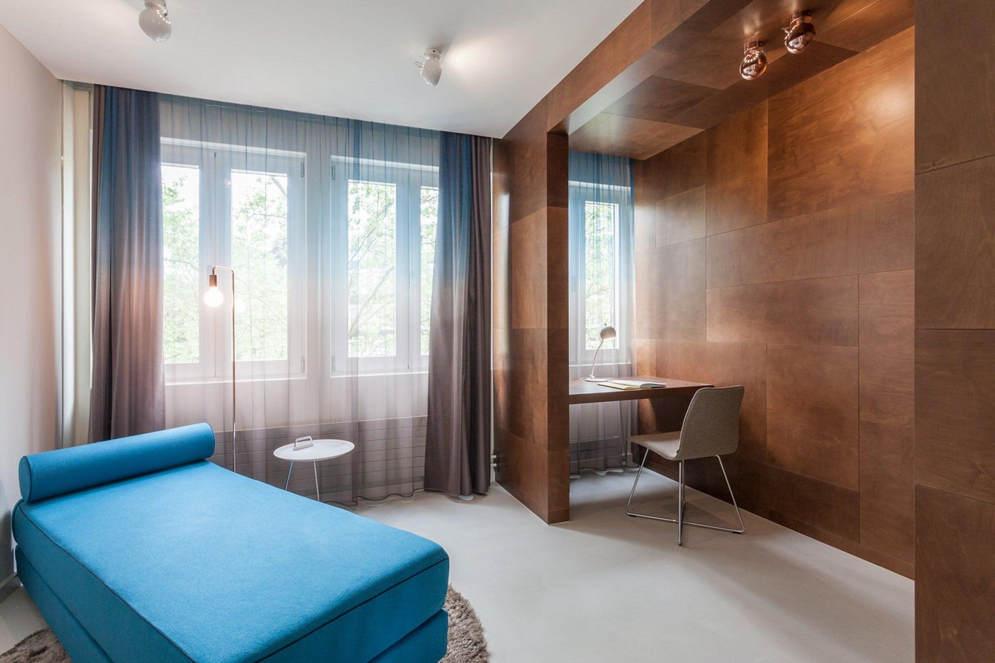 Ema House 4*