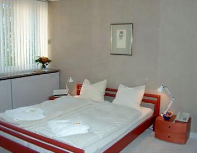 Ema House 4* Zurich