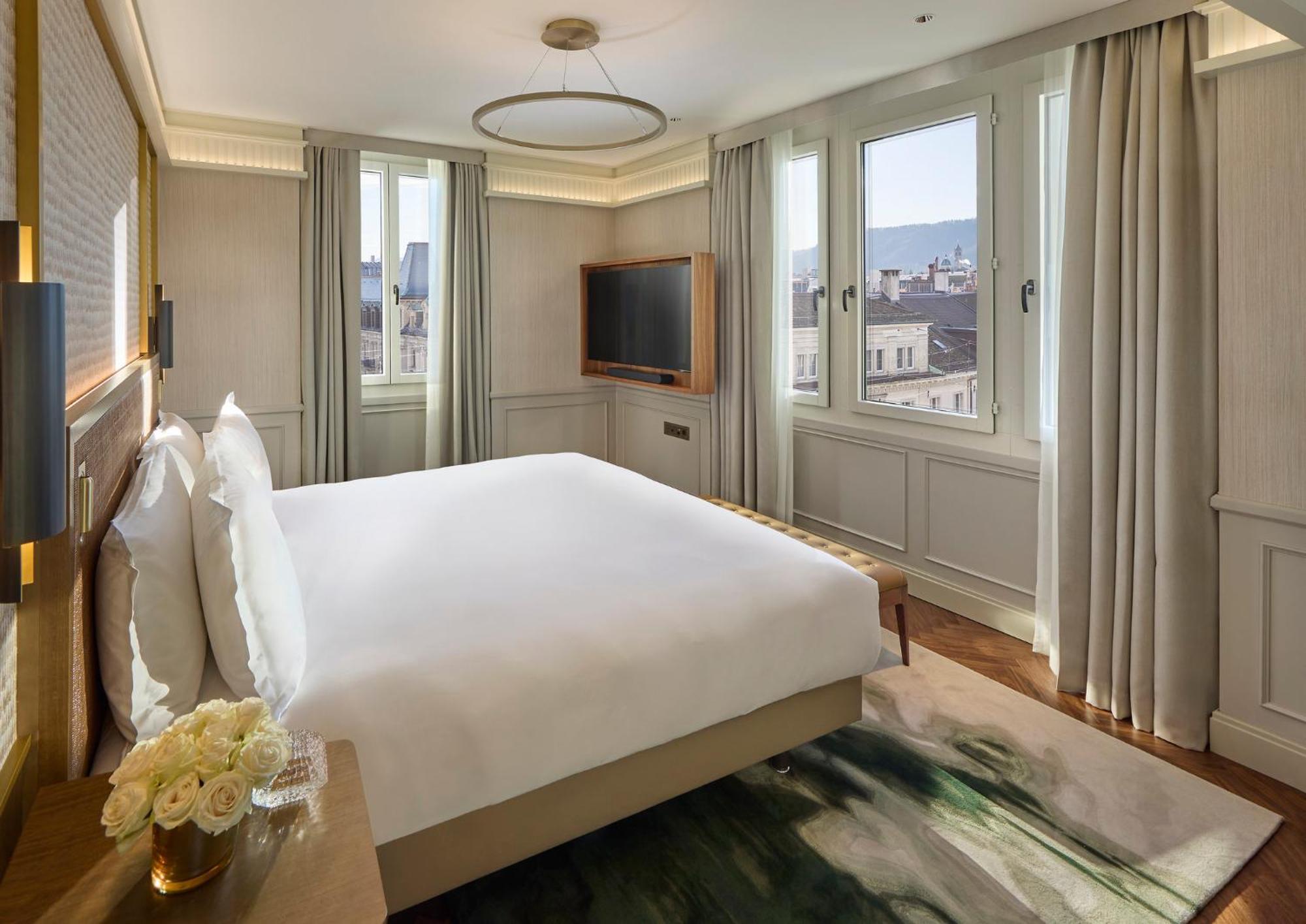 Mandarin Oriental Savoy, Hotel