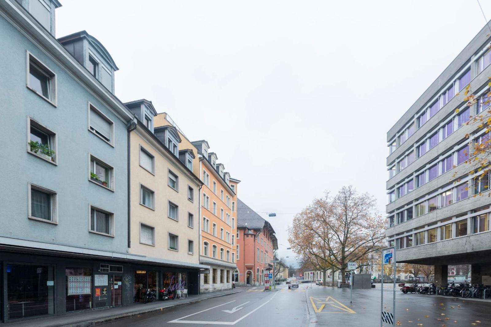 Apartment Gemuetlich Eingerichtete Im Herzen Von Zurich
