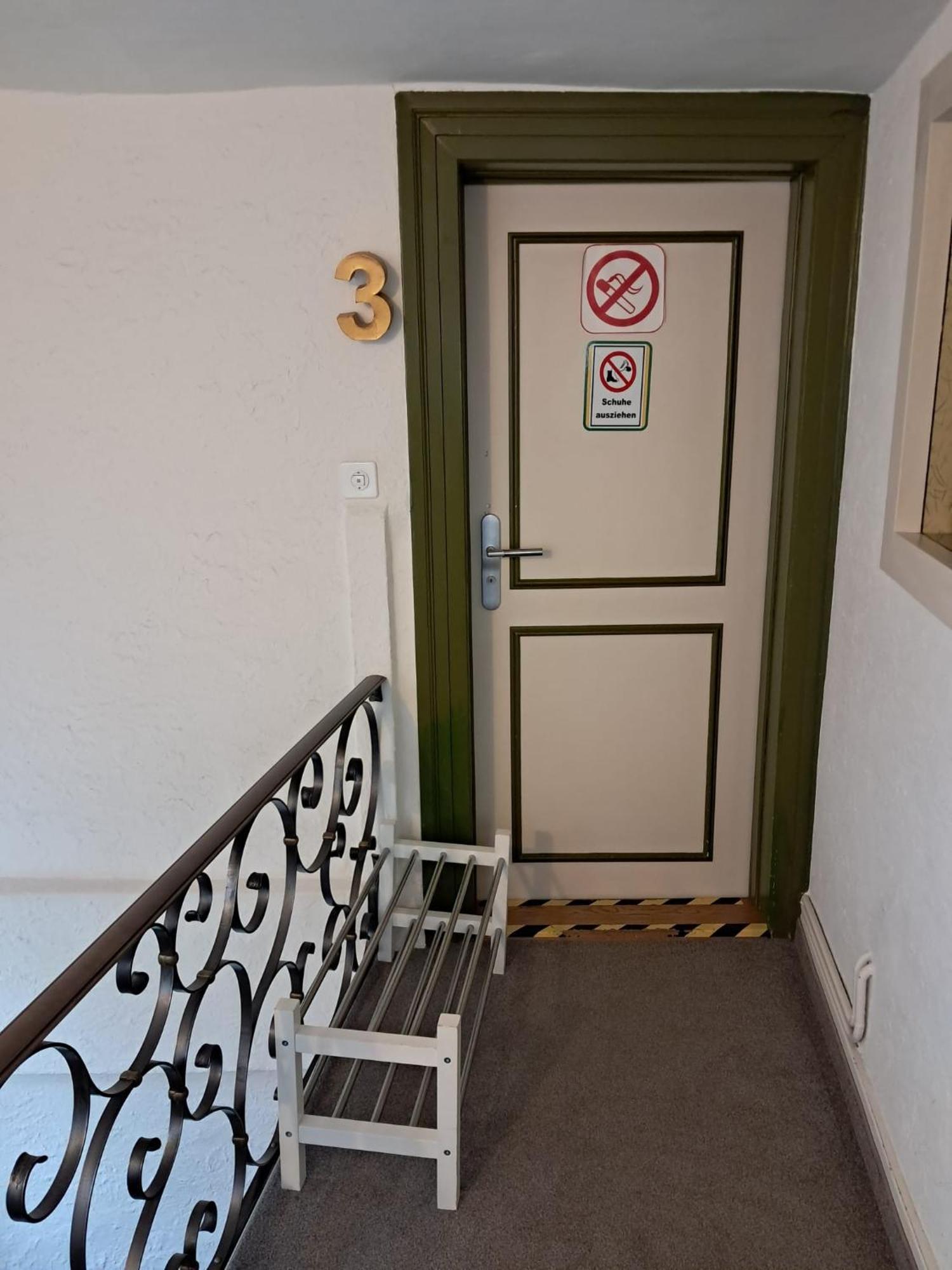Hostel Friendly *