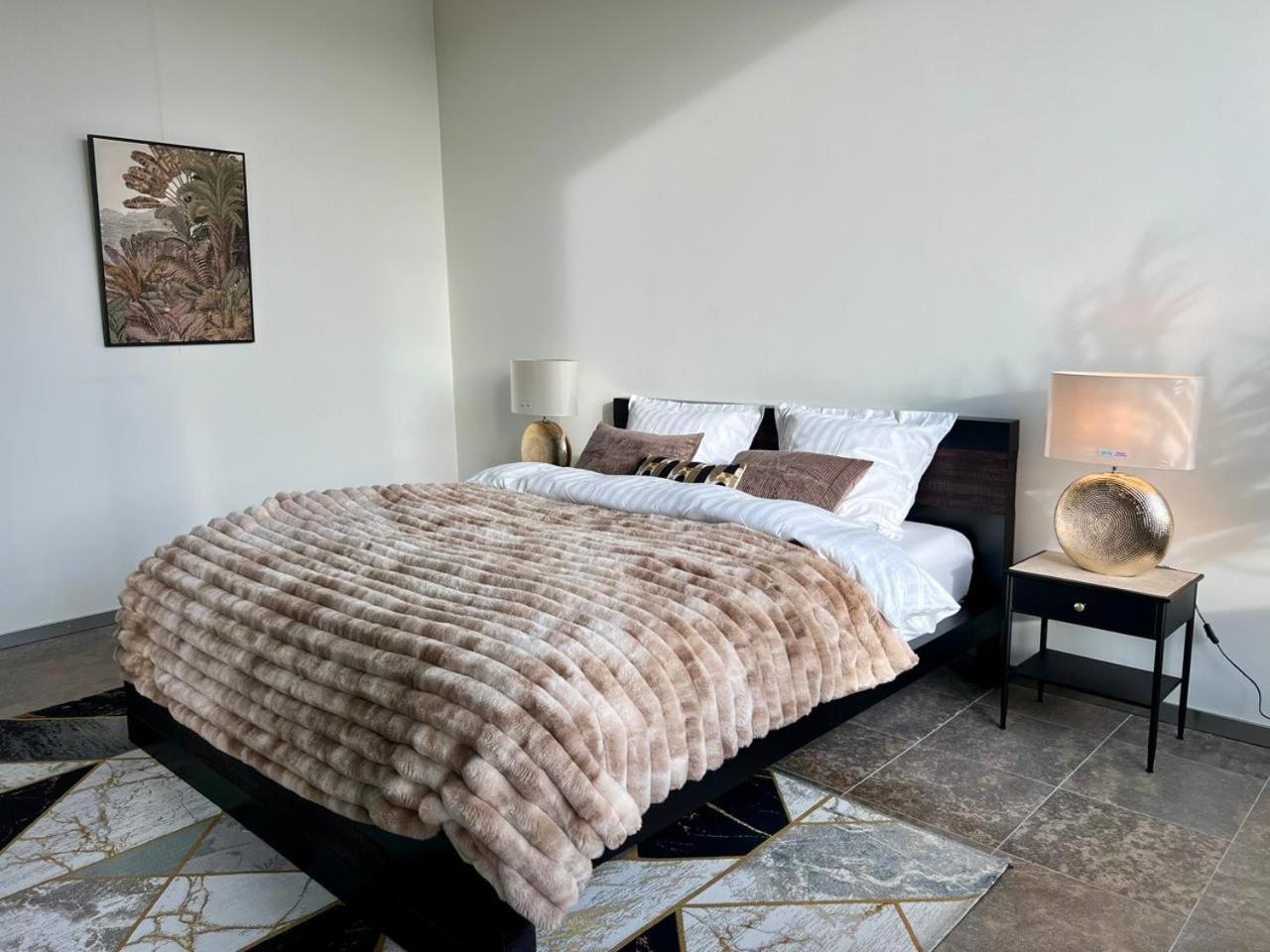 Penthouse Paradise Stunning City Views * Zurich
