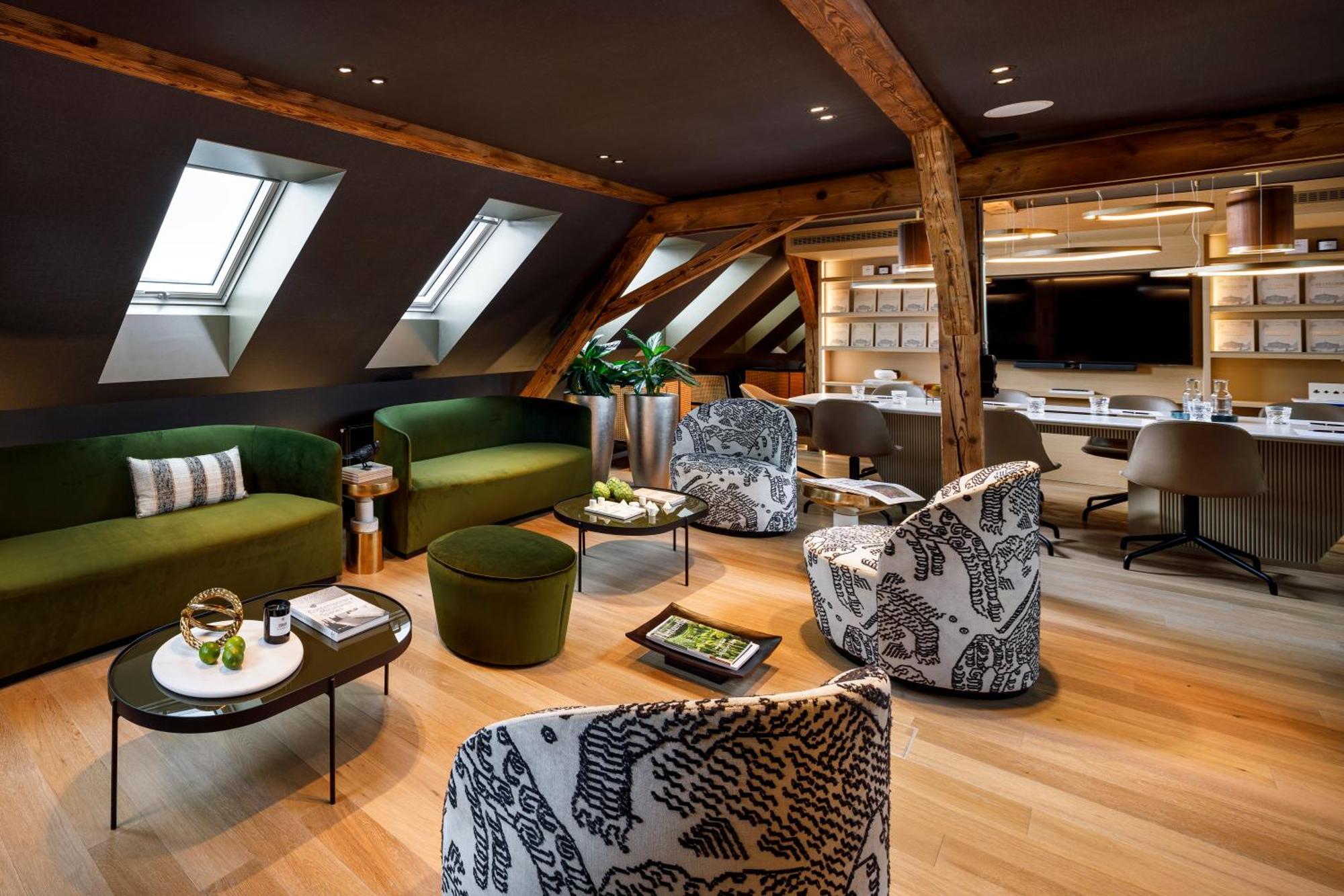 Small Luxury Ambassador 4* Zurich