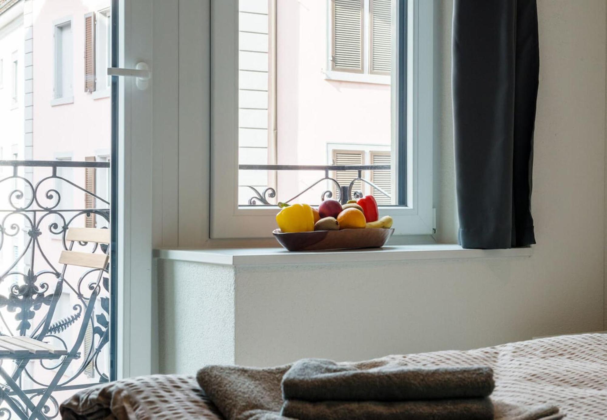Apartment Hitrental Station *