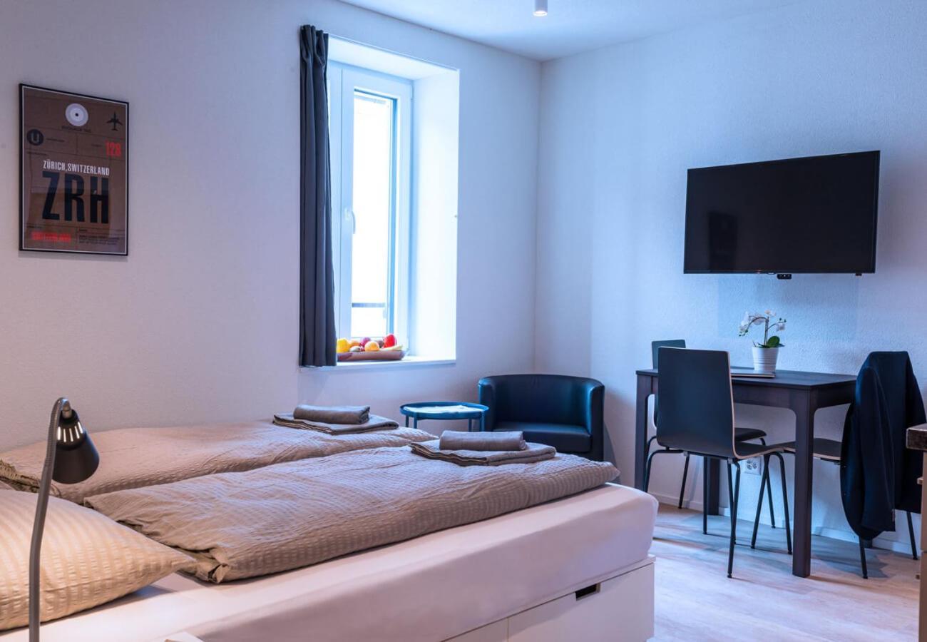 Hitrental Station Apartment *