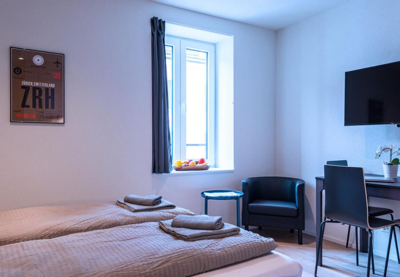 Hitrental Station * Zurich