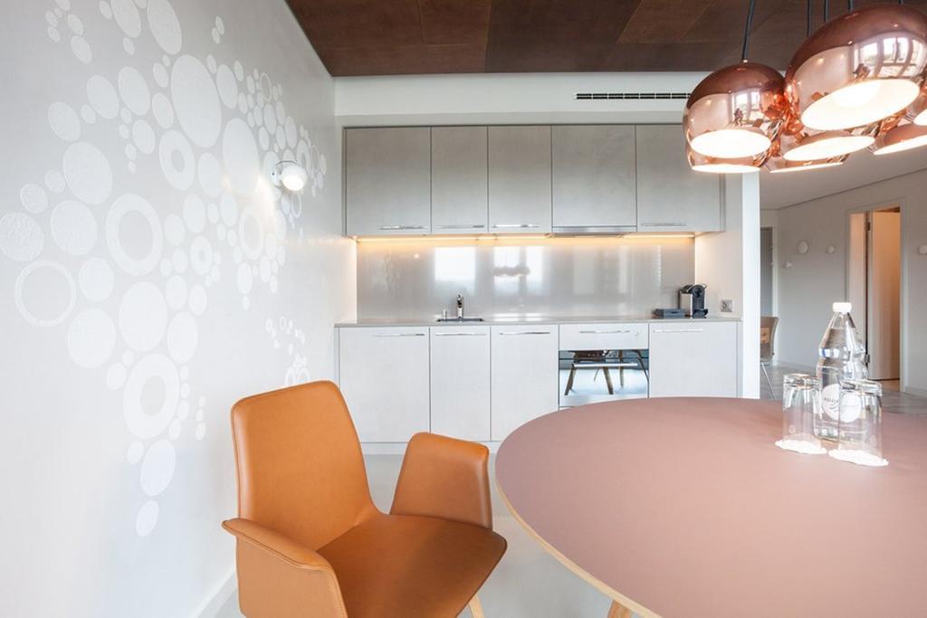 Ema House 4*