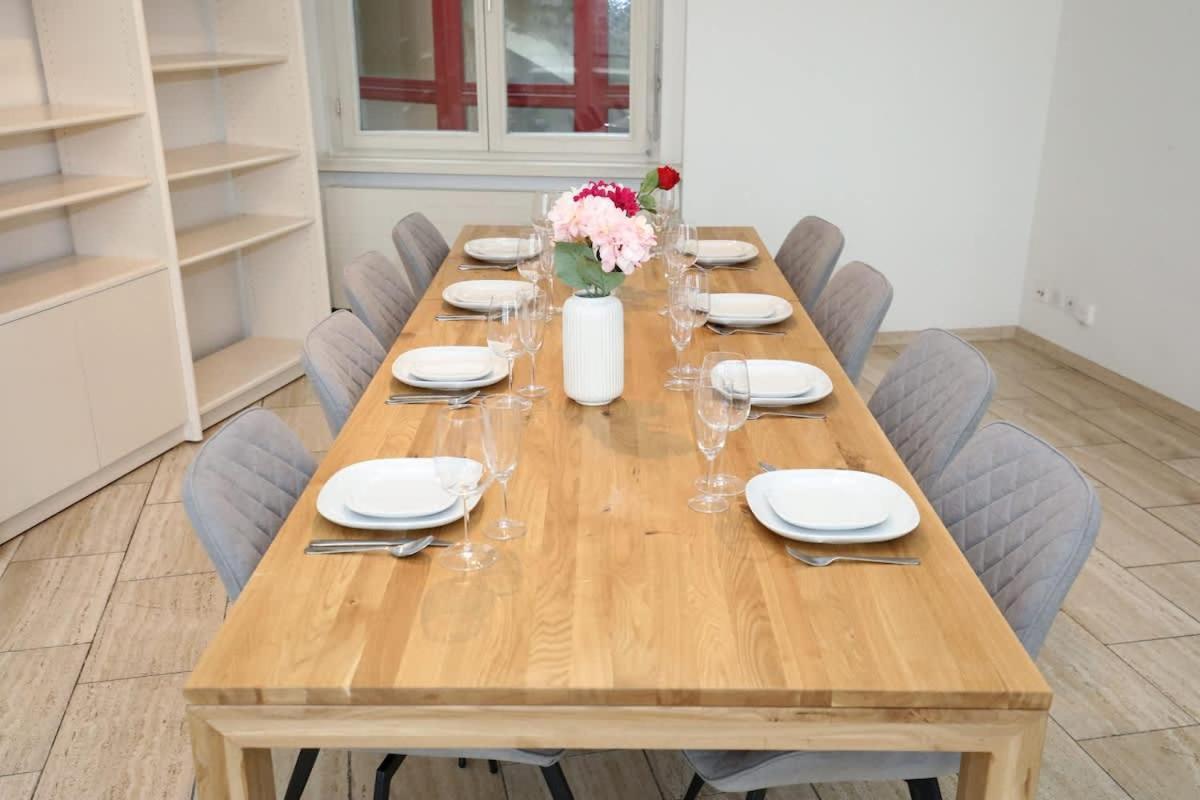 Penthouse With Jacuzzi, Sauna And Rooftop Apartment Zurich