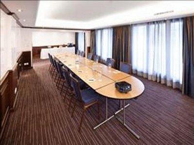 Astor & Serviced Hotel