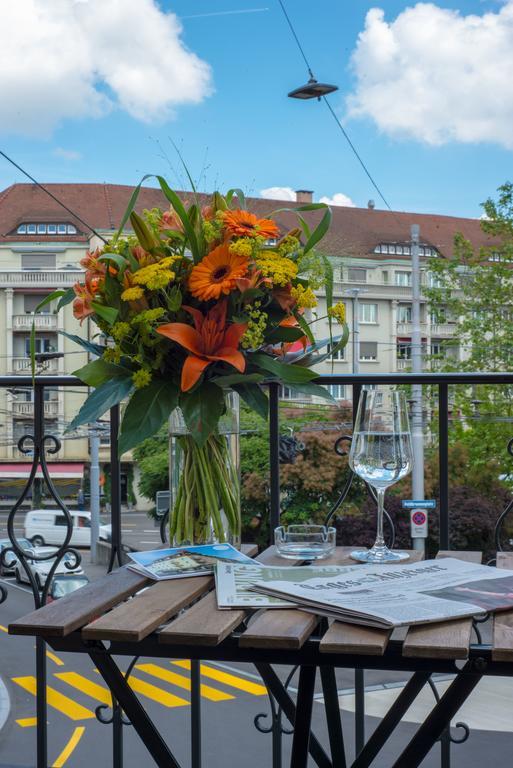Neufeld Hotel