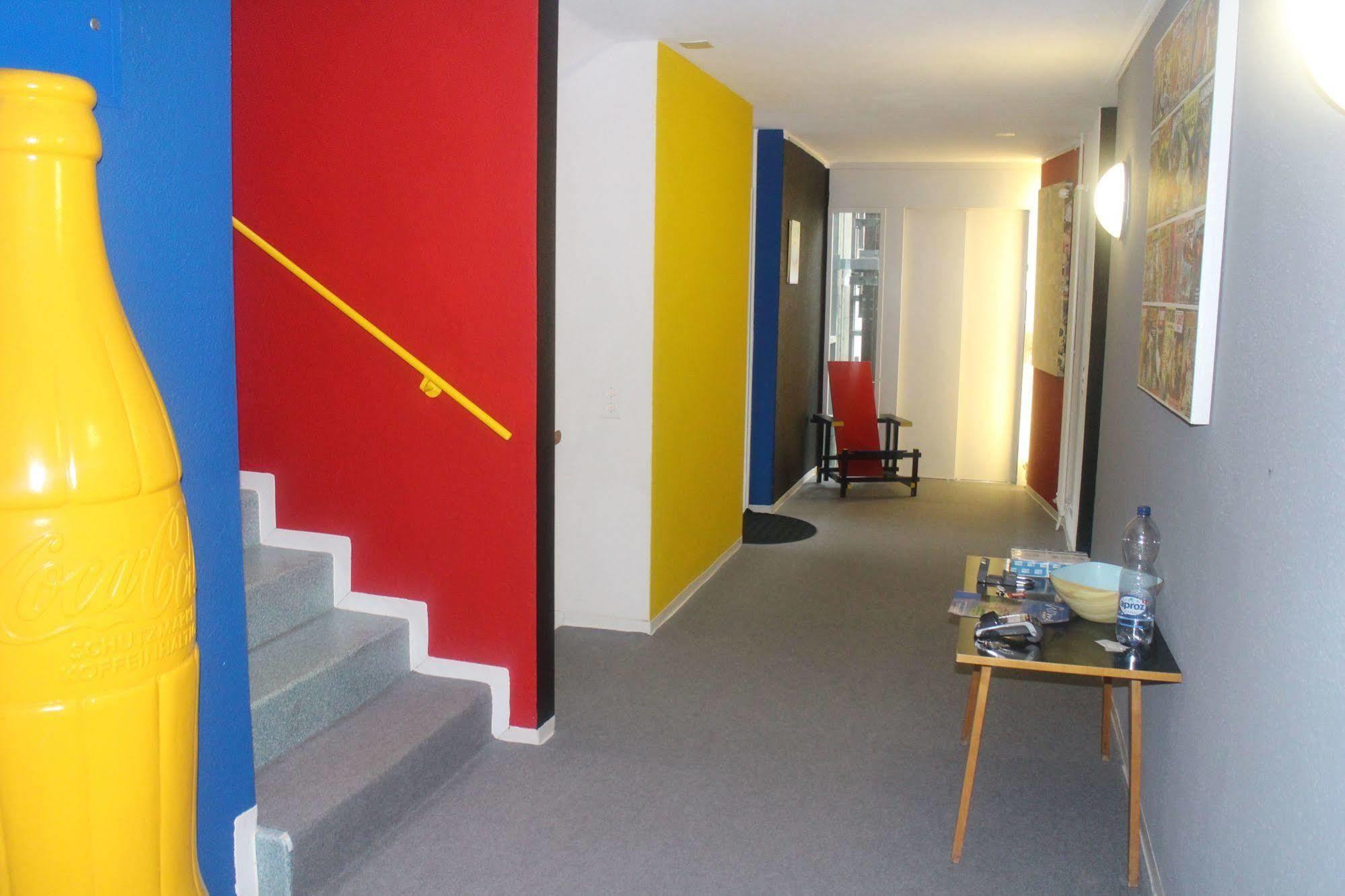 Budget Hostel
