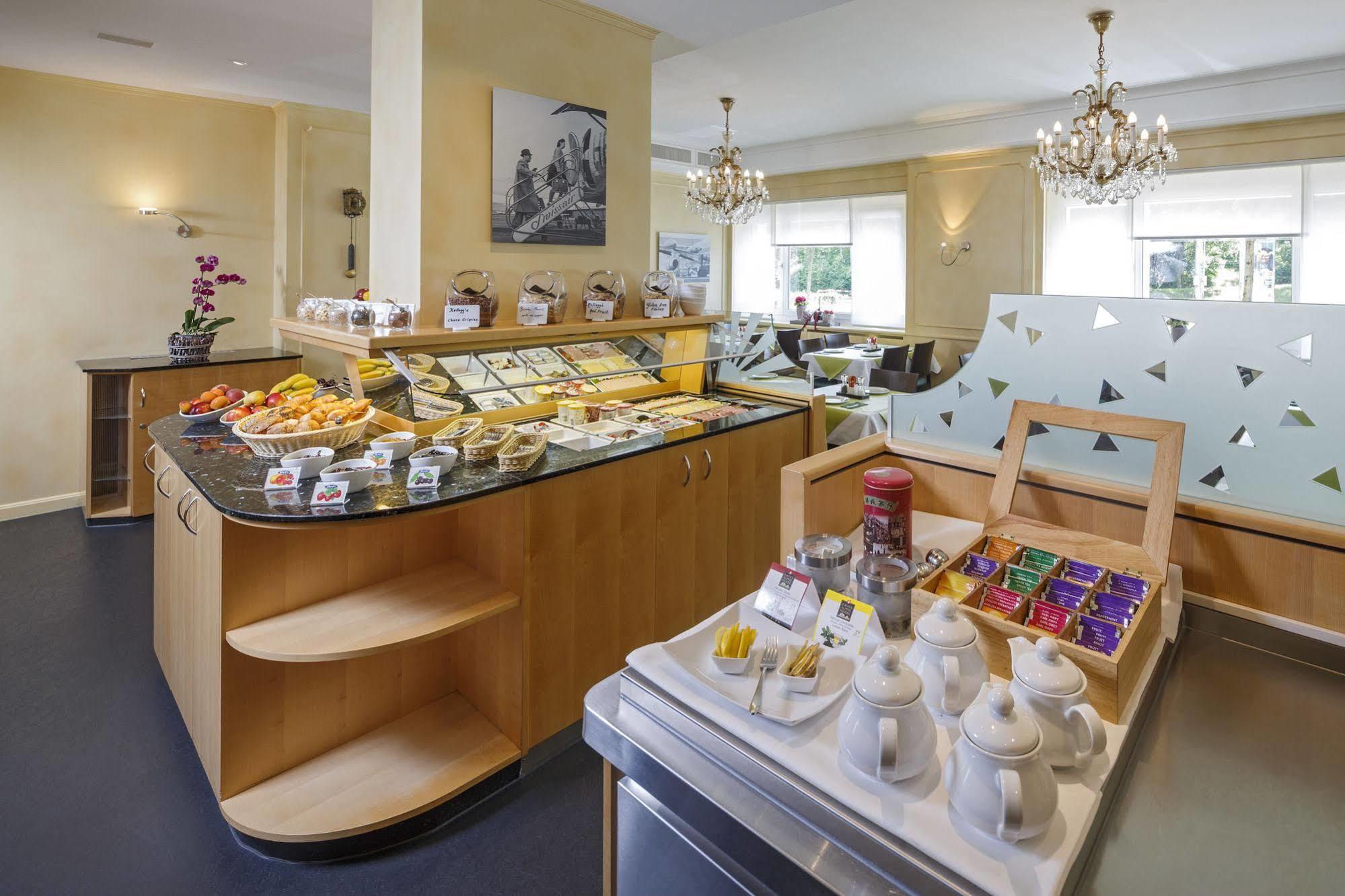 Hotel Coronado 3*