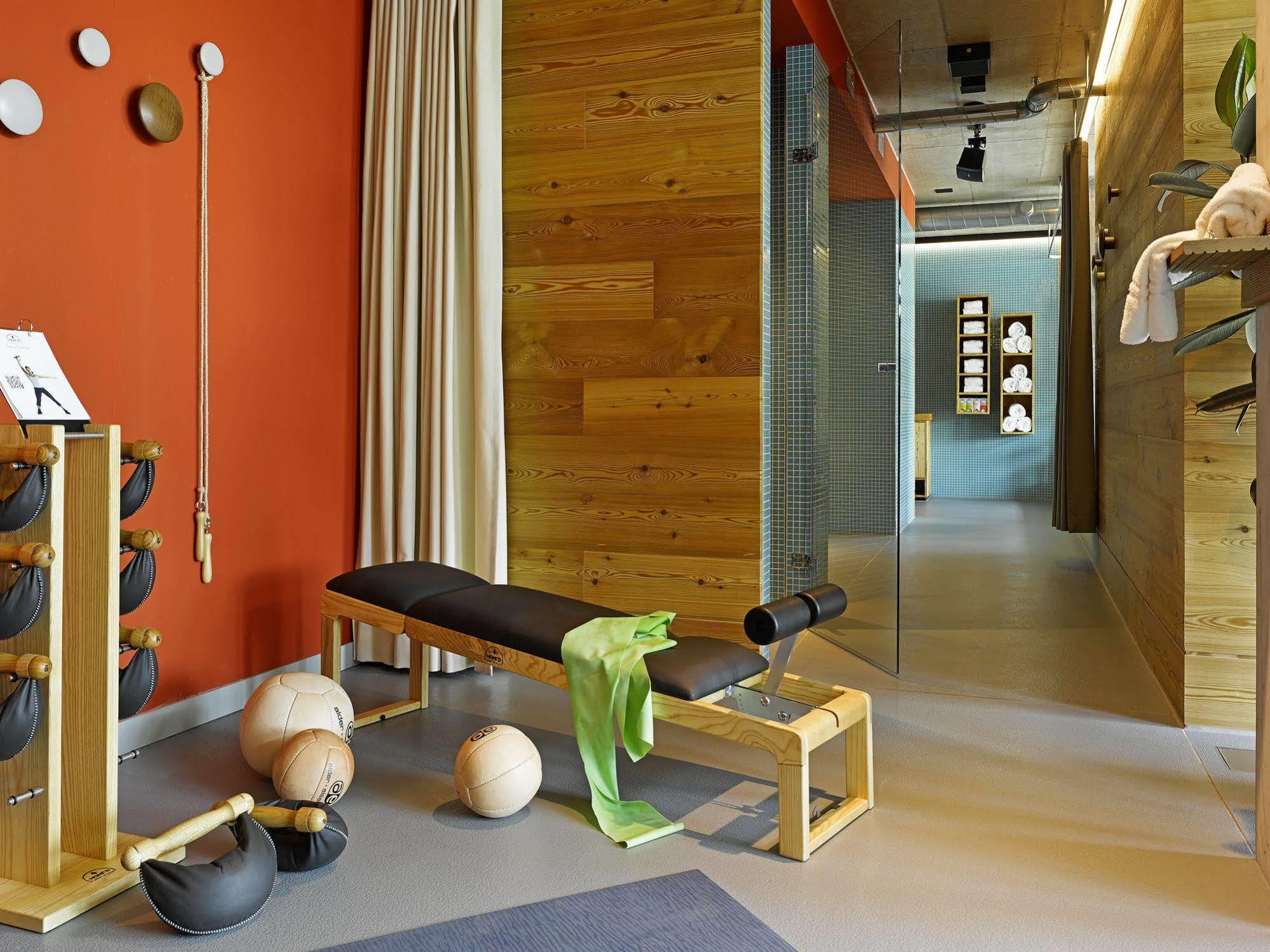25Hours Hotel Langstrasse 4*
