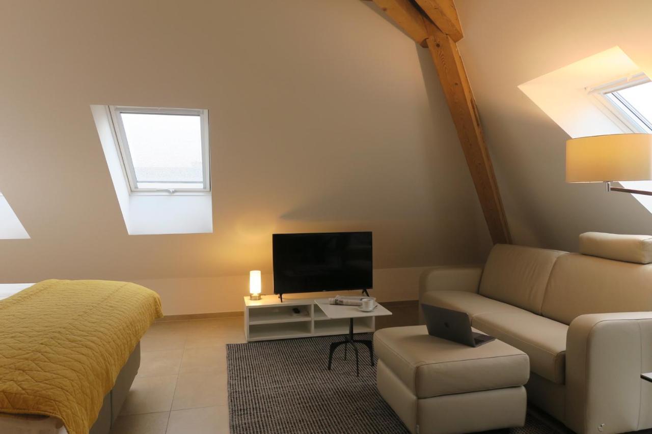 Furnished Homes