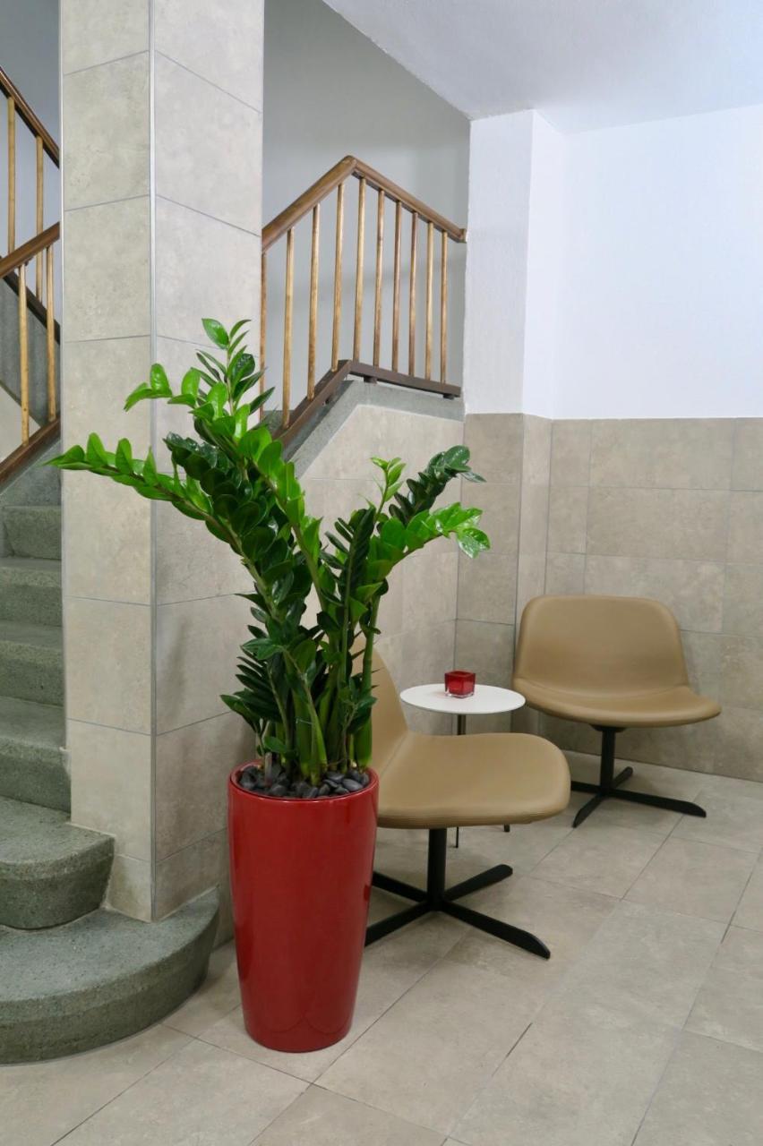 Furnished Homes