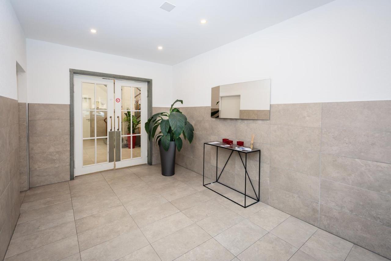 Furnished Homes